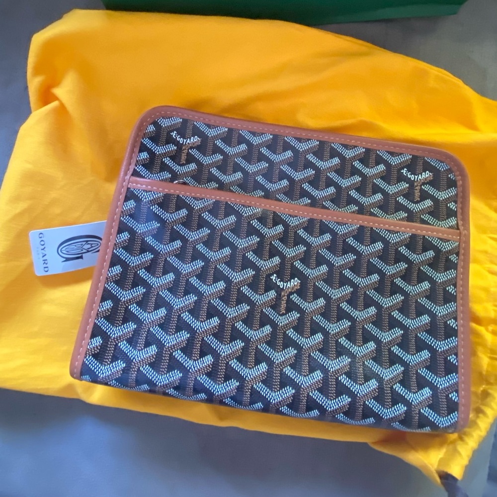 SOLD! GOYARD JOUVENCE MM TOILETRY BAG